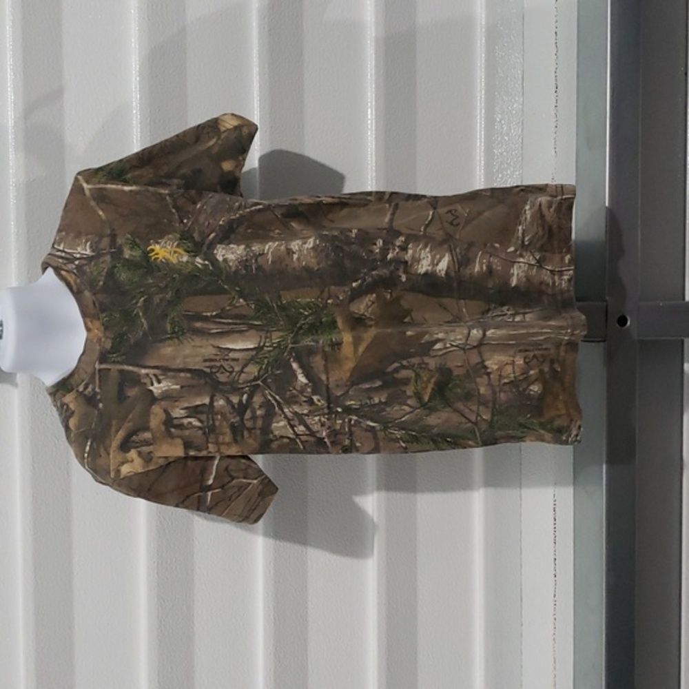 Browning  camo t shirt Size small‎